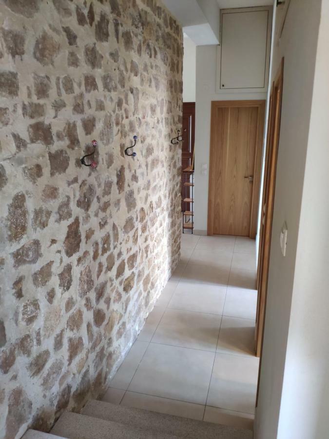 Olive Tree Cottage 2 Néa Péramos Exteriör bild