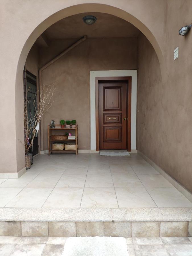Olive Tree Cottage 2 Néa Péramos Exteriör bild